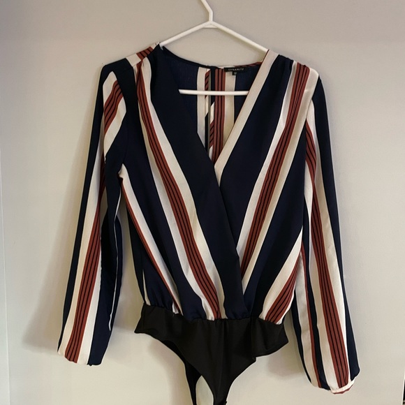 Small stripped body suit from dynamite. - Picture 2 of 4